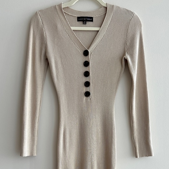 Almost Famous Ribbed Bodycon Long Sleeve Button Down V-Neck Midi Dress, Medium - Picture 2 of 13